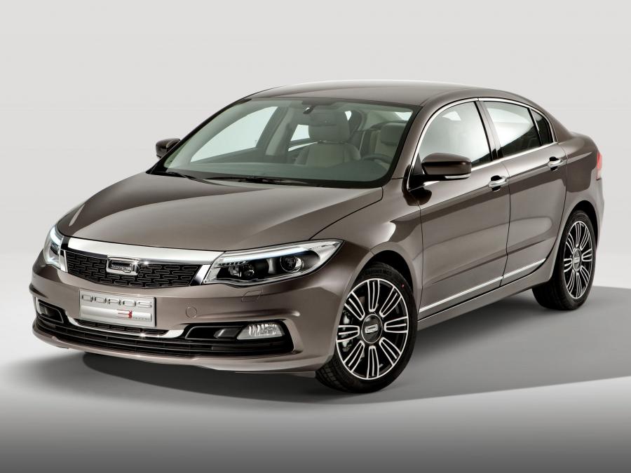  Qoros 3 Sedan 2014 года  (фото 1 из 37)